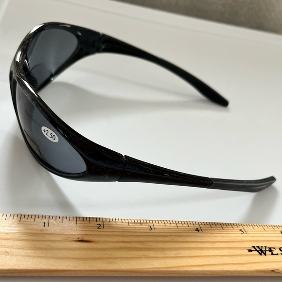 Sunglasses Bifocal Lens Small Insert In Lower Lens With Box UV 400 2.50 - Picture 7 of 16